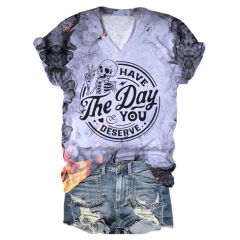 Skull print V-neck T-shirt: Self-centered